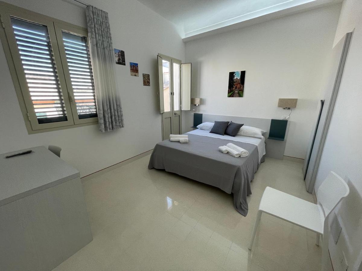 Casa Crispi Hotel Noto Exterior photo